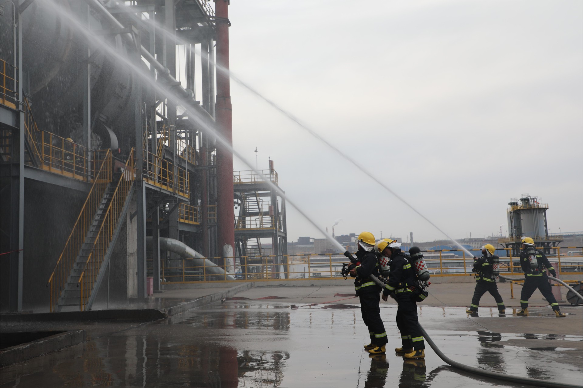 1700609590207918.jpeg 公司演练.JPG